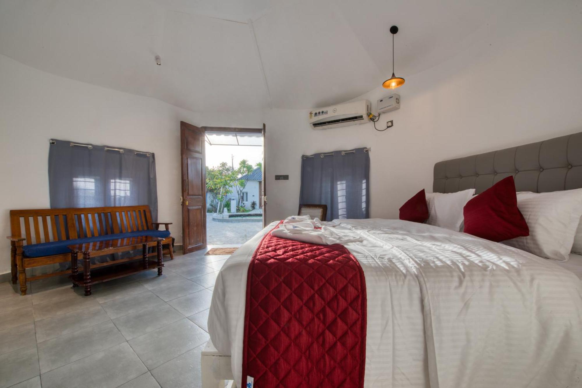 Le Epic Resort Virāmpattinam Extérieur photo
