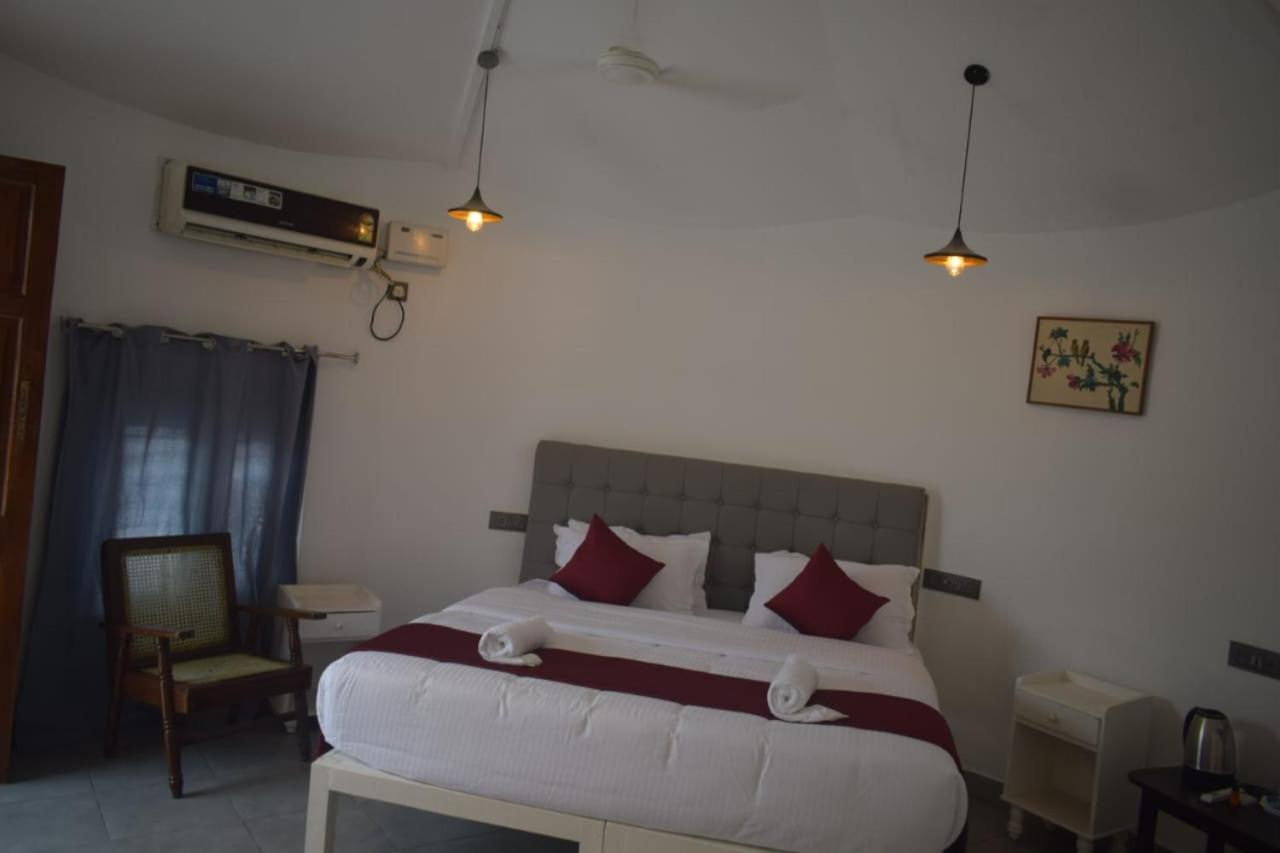 Le Epic Resort Virāmpattinam Extérieur photo